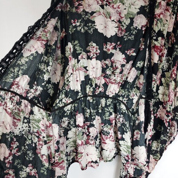 Libery Love Black/Pink Floral Print Tie Front Lace Edge Wmns Sz XL Kimono Blouse - Picture 8 of 15
